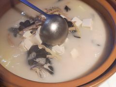 -姜君·千岛湖鱼头馆(浦东大道店)
