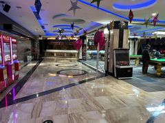 -蓝尊量贩(黄河路店)