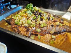-辣尚瘾·烤鱼·新川菜(交大直营店)
