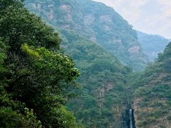 -龙潭大峡谷