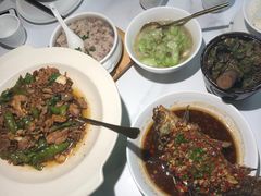 -费大厨辣椒炒肉(高铁吾悦广场店)