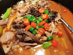 茂汶花椒水煮椒麻牛三件-景忆川·川粤菜
