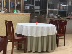 -品香菜馆(旗峰路中侨大厦店)