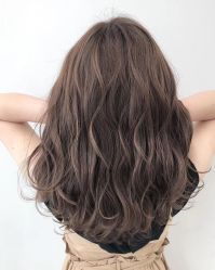 -MYYF SALON烫发染发