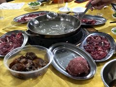 -五洞培记山庄·鲜牛肉火锅