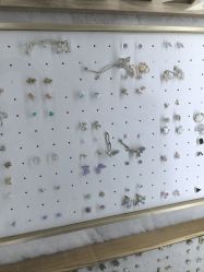 -AI艾耳·专业手工耳洞·穿孔美学馆