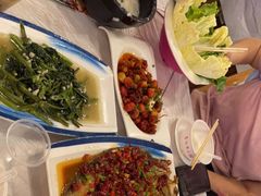 -霄汉牛三鲜湖北砂锅菜(万松园2店)