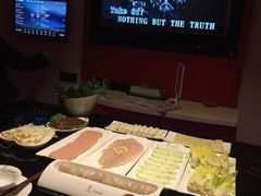 -唯爱KTV聚会餐厅(仙林东城汇店)