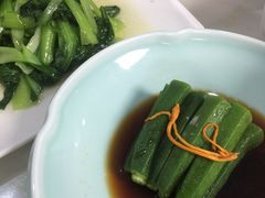 -七的湖·晚芳亭·阳澄湖农家菜·大闸蟹(莲花岛店)