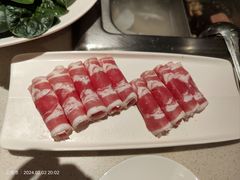 内蒙草原羔羊肉-海底捞火锅鲜切牛肉主题店(长寿路店)