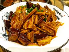 -盛宏鑫·四川鲜鱼馆(一元路店)