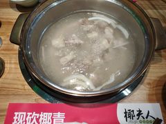 -椰夫人·养生椰子鸡(金沙洲永旺店)