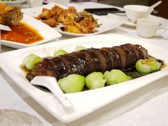 -新镇江酒家(南京西路店)