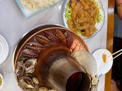 -一口猪海鲜浑锅·东北家常菜