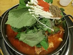 -喇喇排骨火锅·传统韩式脊骨汤(望京西园总店)