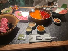 -三出山火锅(南京万象天地店)