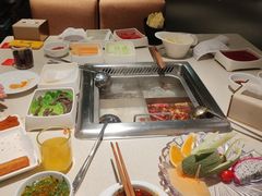 -海底捞火锅鲜切牛肉主题店(长寿路店)