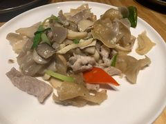 -十三式重庆江湖菜(金茂览秀城店)
