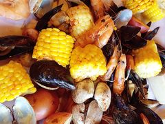 -The Crab Pot Seattle
