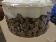 -红宝石·鲜奶小方·海派西点房(南丹店)
