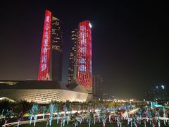 -南京眼步行桥