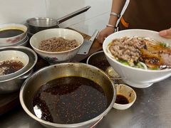 -黄金娣米线(盛邦老店)