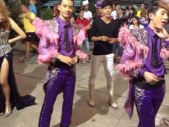 -西蒙人妖秀