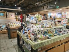 -猫的天空之城概念书店(苏州诚品店)
