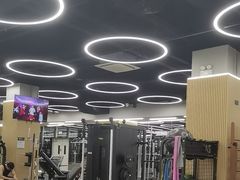 -Z&B Fitness Studio·Gym(前滩L+PLAZA店)