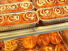 -好利来(高新枫叶广场店)