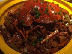 -多嘴超级肉蟹煲(杉杉国潮主题店)