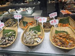 -飨食汇全日制餐厅·昆山皇冠假日酒店(九方店)