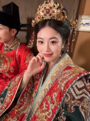 -雪中彩影婚纱摄影·微光艺术中心