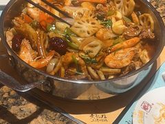 -黄记煌三汁焖锅(金凤万达广场店)