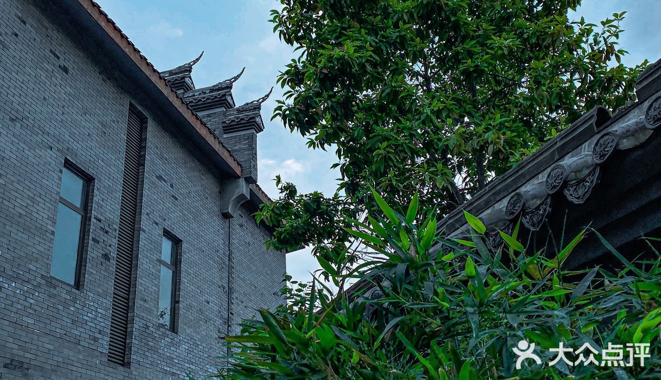 成都⛩｜一样的洛带古镇，不一样的风景🌈