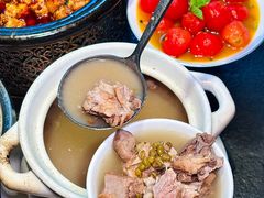 -万重锦·人文川菜馆(骡马市店)