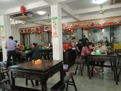 大堂-张一品食府