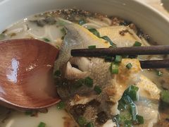 小黄鱼煨面-顶特勒·黄鱼馆·特色菜(上海大世界店)