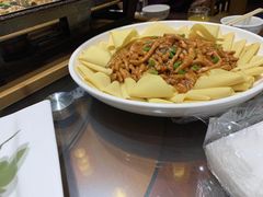 -东来菜馆•手抓海鲜家常菜•海鲜锅贴(鸽子窝店)