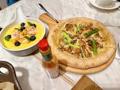 松露牛肝菌披萨-茹·pure vegan(博华广场店)