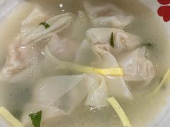 骨汤虾肉馄饨-阳阳中国饭(北京荟聚店)