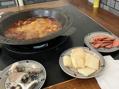 -重庆故事姊妹老火锅(财经学院店)