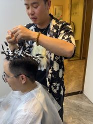 -蓝调造型·烫发·染发