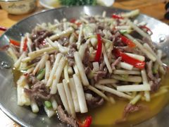 韭黄牛肉丝-邱金小炒·30 年盐帮江湖菜(自贡店)
