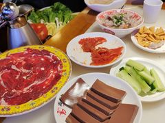 -重庆高老九火锅(虹桥天地店)