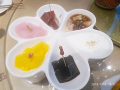 甜点拼盘-茅庐毛血旺(临沂泰盛广场店)