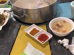 -四季喧黔味豆米火锅(万达广场店)