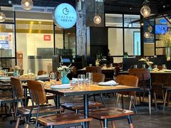 -Carbon莫卡哆·意大利复古集市餐厅(杭州大厦店)