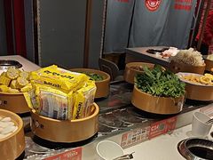 -龍歌自助小火锅(市南金茂湾店)