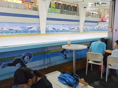 -正佳冰河湾真冰滑冰场